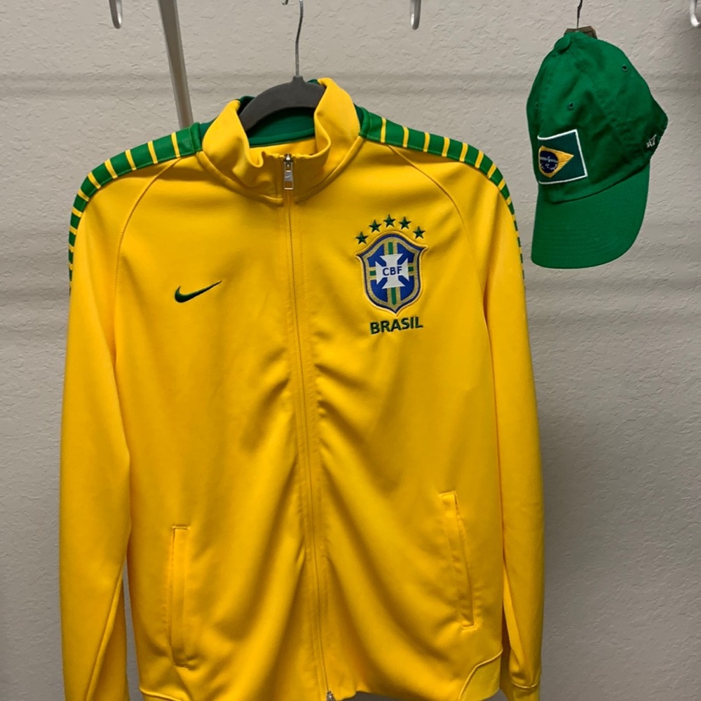 New Nike Soccer jacket Brazil 🇧🇷 Fútbol 🥅